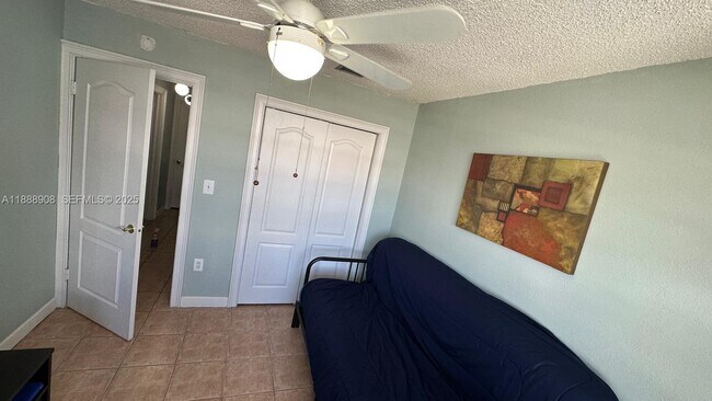 Building Photo - 15430 SW 81st Cir Ln