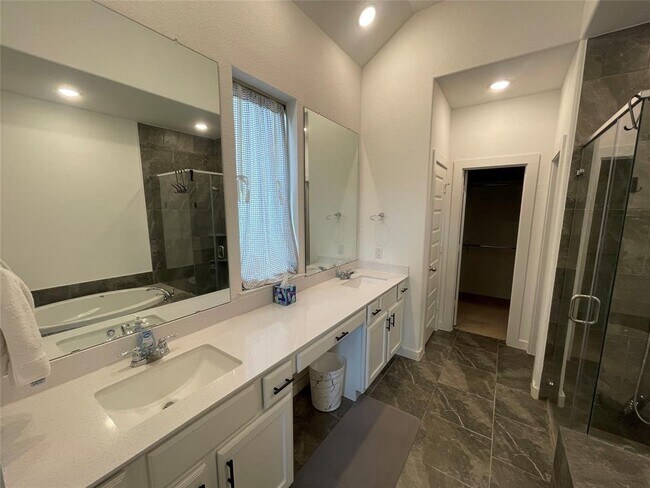 Building Photo - 3023 Dragonlet Ln