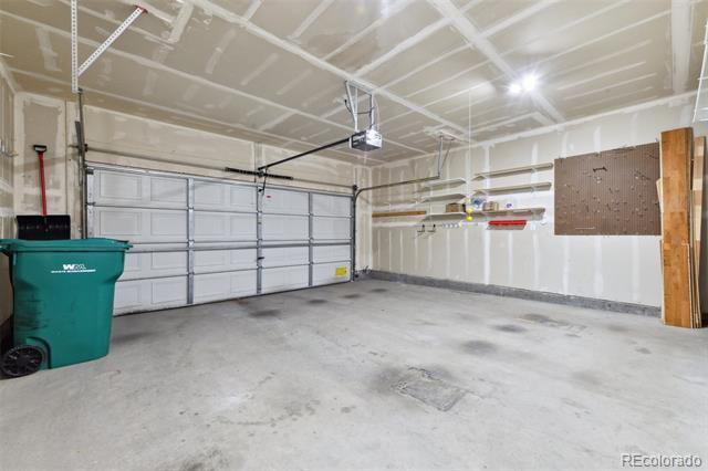 Building Photo - 11390 Navajo Cir