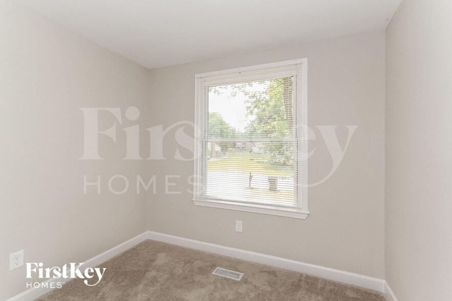 Building Photo - 1916 Rice Planters Rd