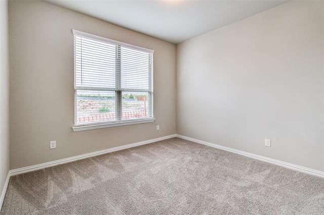 Building Photo - 3737 Paradise Way
