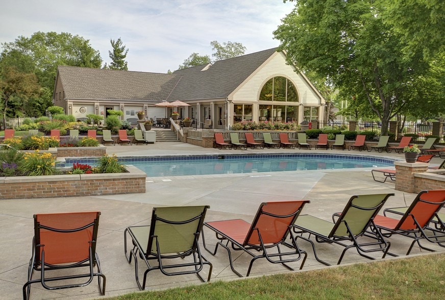 Crossings Village Westlake, OH Apartment Finder