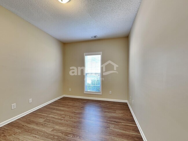 Building Photo - 4345 Timberwood Dr
