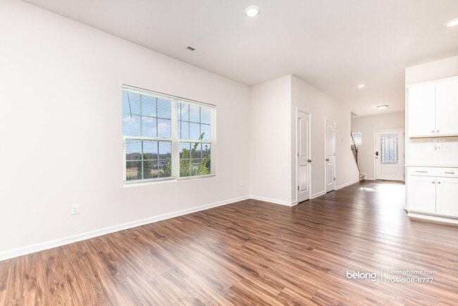 Building Photo - 3629 Cerelia Ln