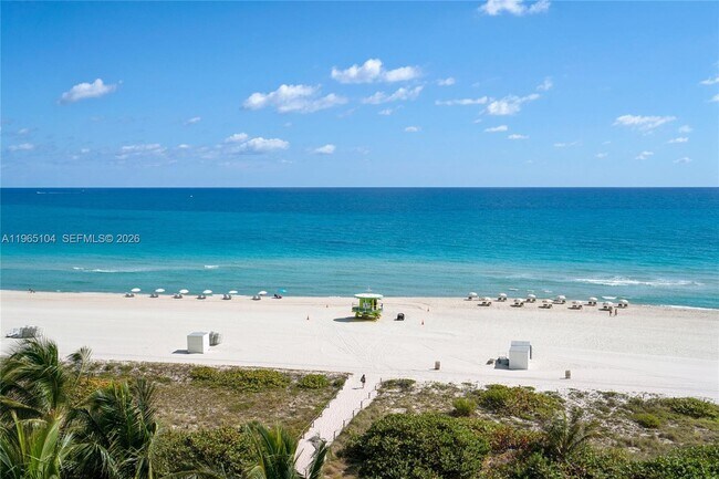 Building Photo - 5757 Collins Ave