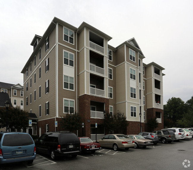 Alta Regency Crest Apartments