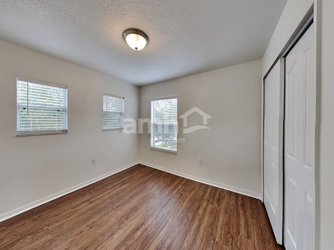 Building Photo - 19640 Timberbluff Dr