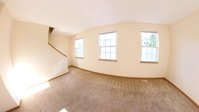 Building Photo - 255 Evergreen Cir