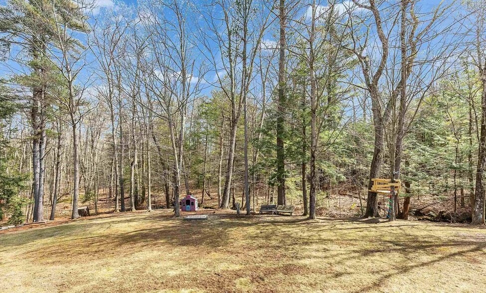 Building Photo - 5 Deer Run