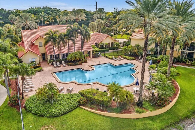 Building Photo - 1239 SW 46th Ave