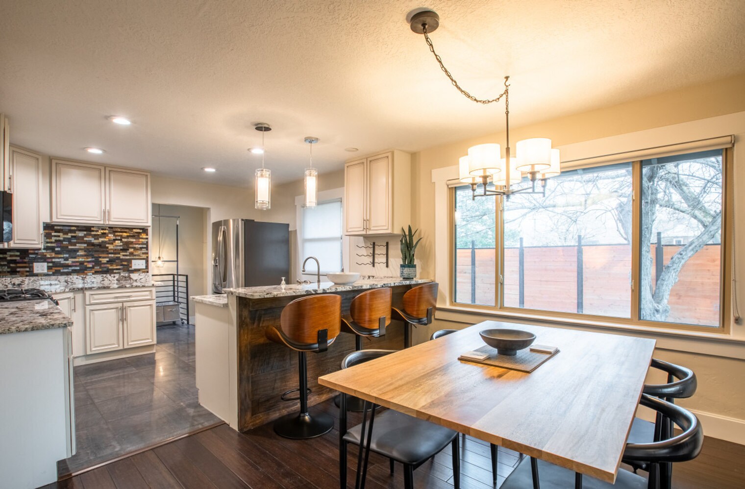 Building Photo - 1285 Parkway Ave