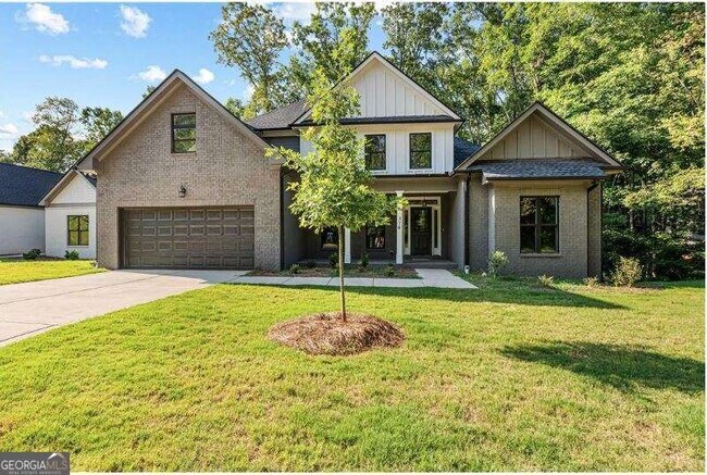 Building Photo - 370 Ansley Dr