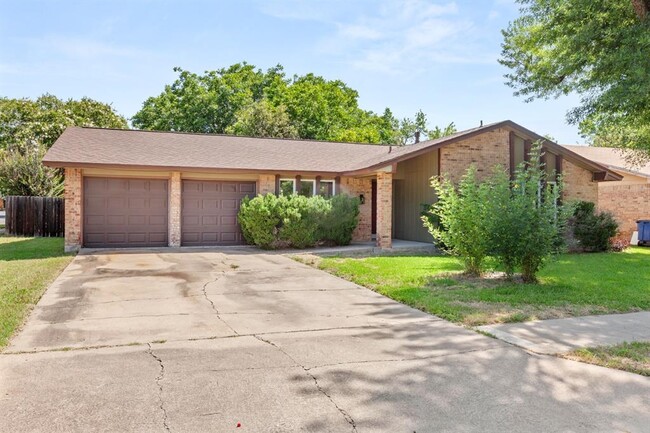 Primary Photo - 10425 Quail Ridge Dr