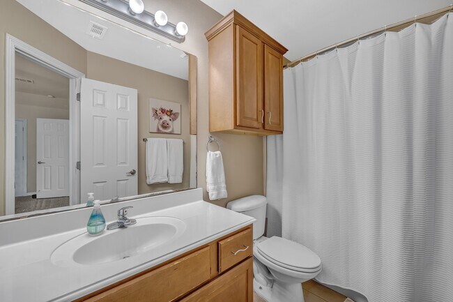 Building Photo - 305 Holleman Dr E