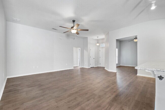 Building Photo - 2432 Frontera St