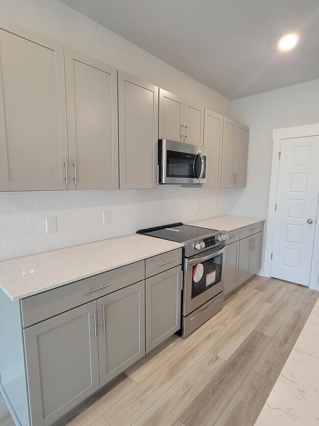 Building Photo - 382 Casper Dr