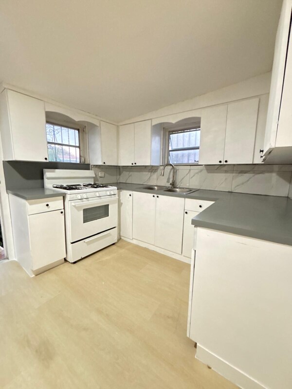 Building Photo - 2035 NW 26th St