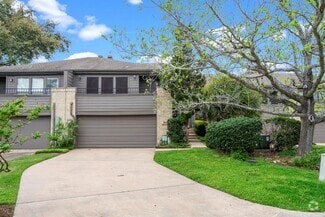 Building Photo - 18226 Bal Harbour Dr