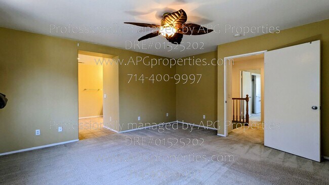 Building Photo - 2439 N Cameo Ct