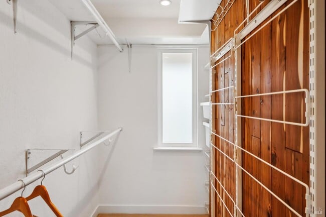 Building Photo - 490 S Eliseo Dr