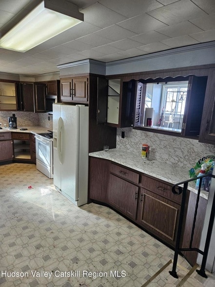 Building Photo - 477 Lattintown Rd