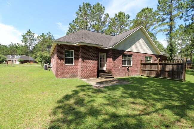 Building Photo - 1125A Southbend Drive