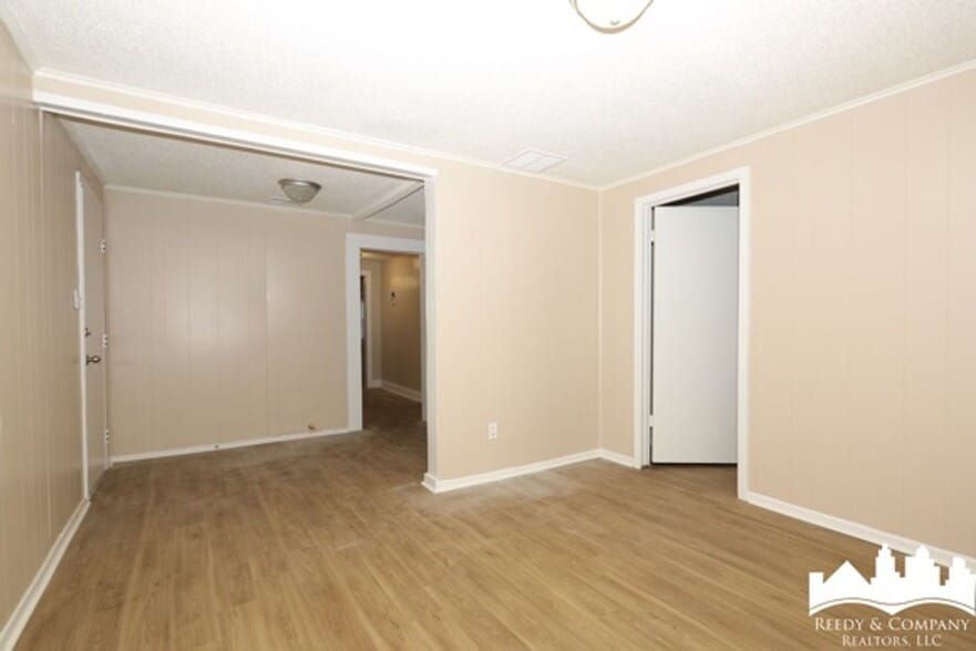 Building Photo - 4046 New Willow Rd