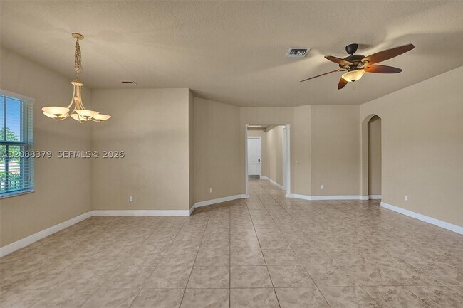 Building Photo - 10398 Waterside Ct