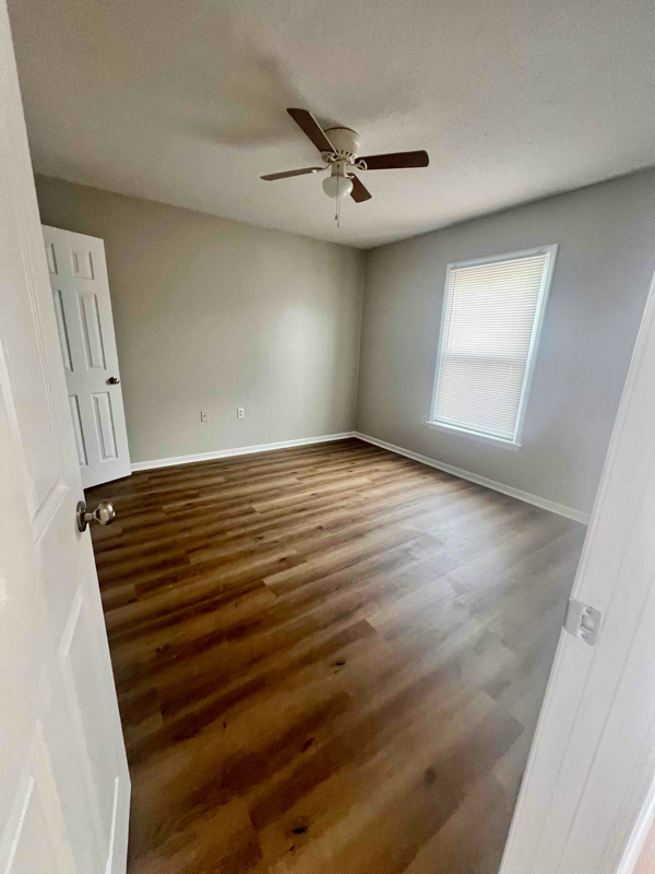 Building Photo - 230 Lanier Dr