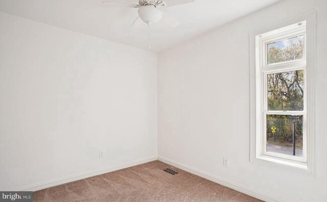 Building Photo - 5105 Overlook Park