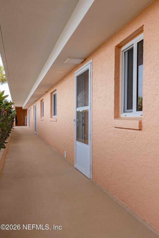 Building Photo - 4 Ocean Trace Rd