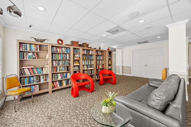 Building Photo - 10777 W Sample Rd