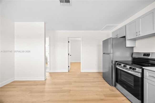 Building Photo - 10521 SW 184th St
