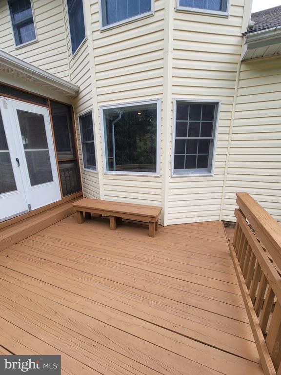 Building Photo - 2435 Pimpernel Dr