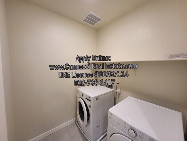 Building Photo - 3224 Finch Ln