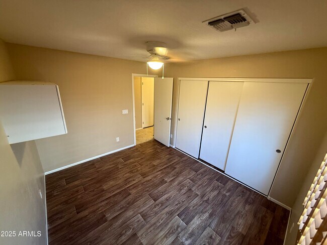 Building Photo - 253 N 222nd Dr