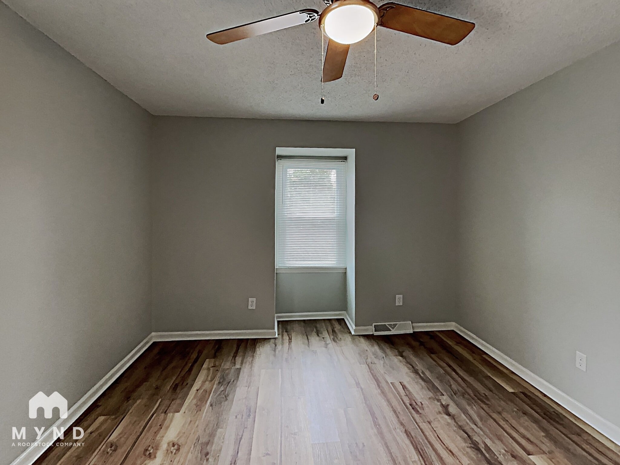 Building Photo - 1416 Painter Pl
