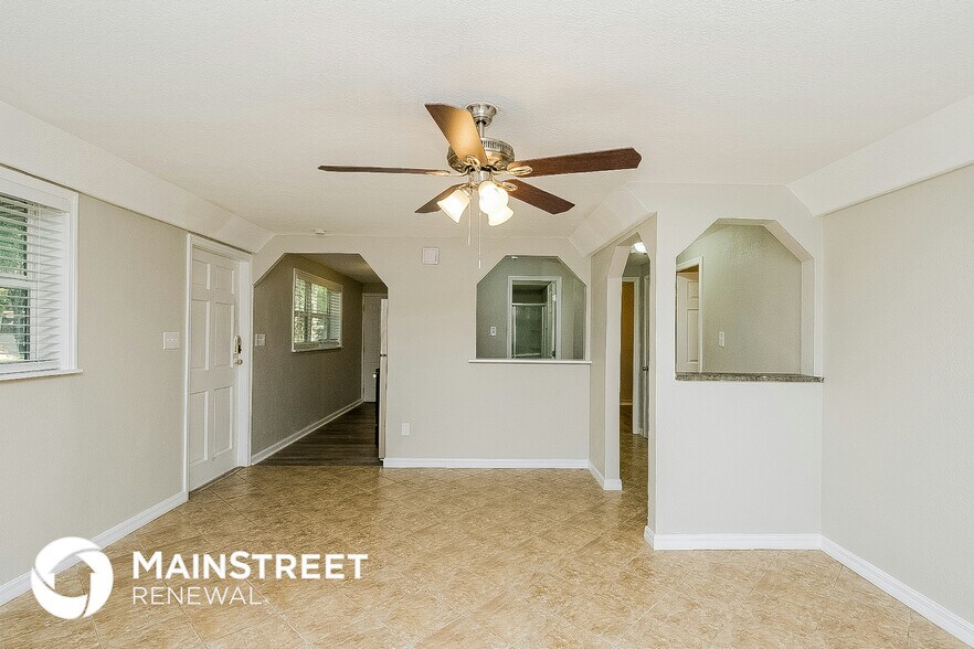 Building Photo - 3228 Clifford Sample Dr