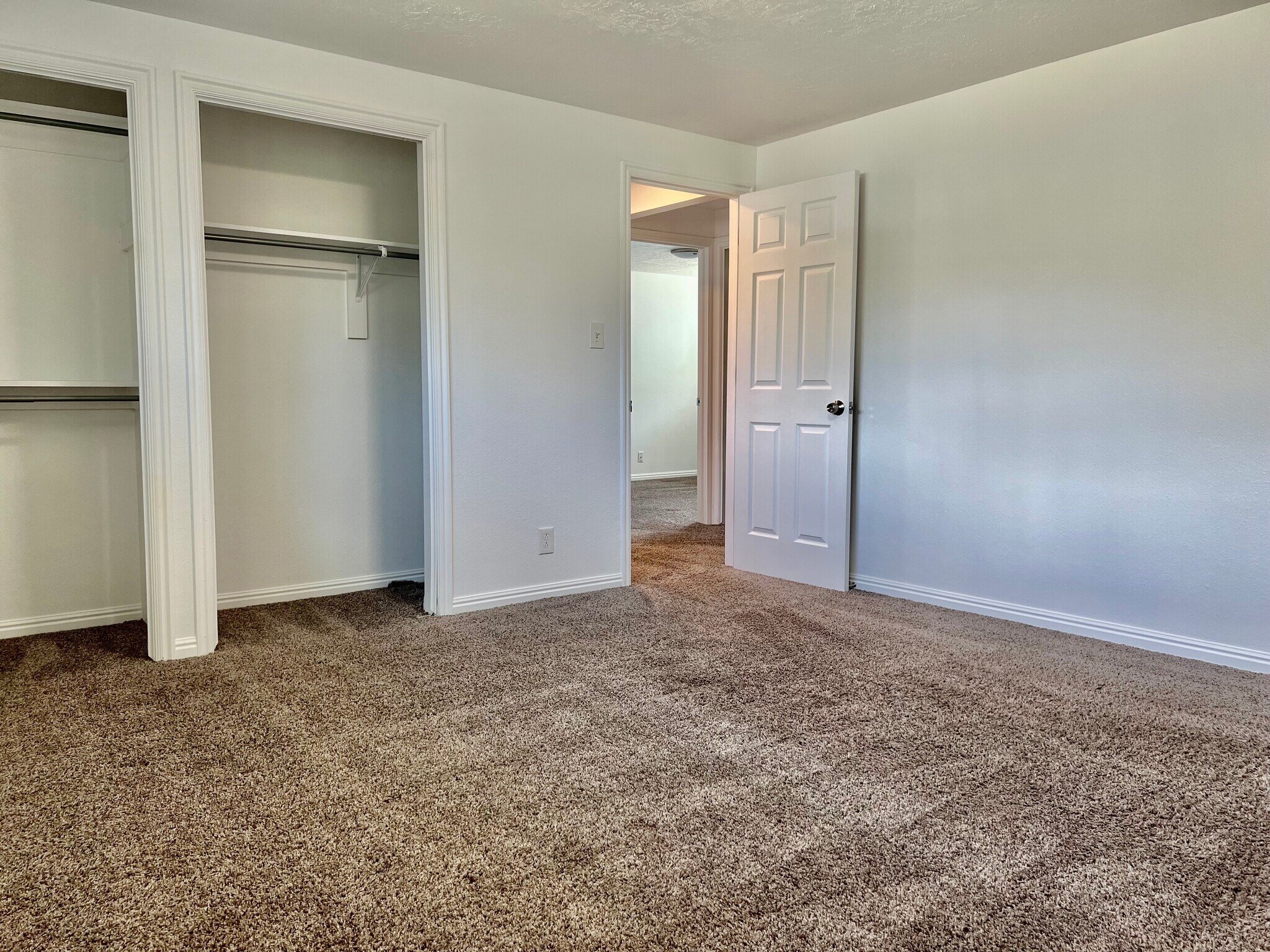 Building Photo - 5206 S 935 E