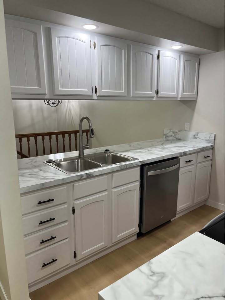 Building Photo - 1826 Normandy Ln