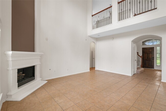 Building Photo - 114 E Lasting Spring Cir