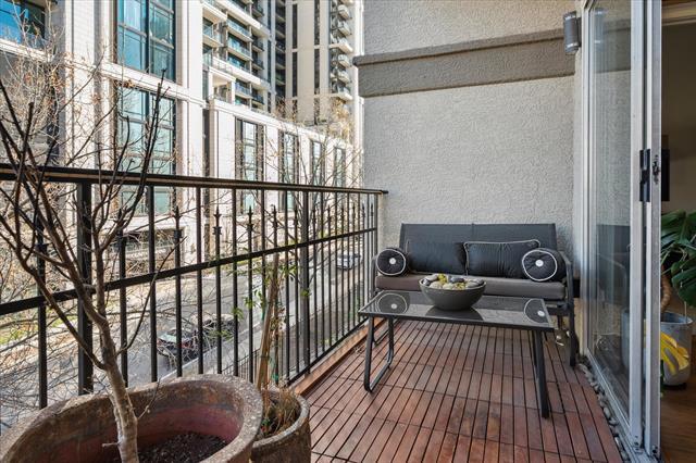 Building Photo - 2201 Wolf St