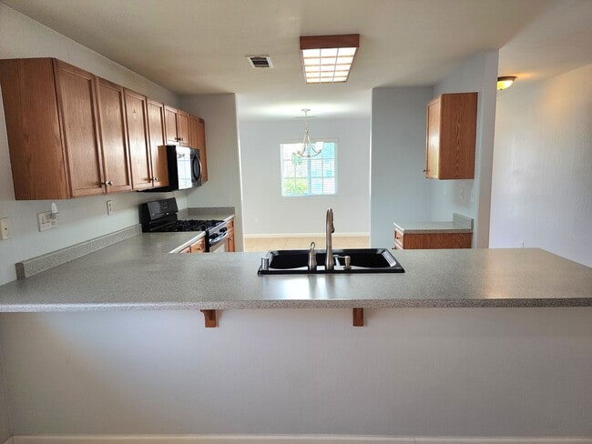 Building Photo - 11603 Trabancos Dr