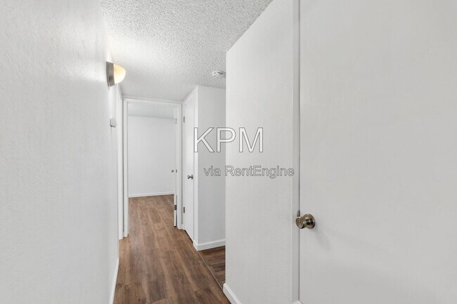 Building Photo - 1735 Kingwood Ave