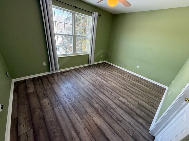 Building Photo - 1148 Somerville Dr