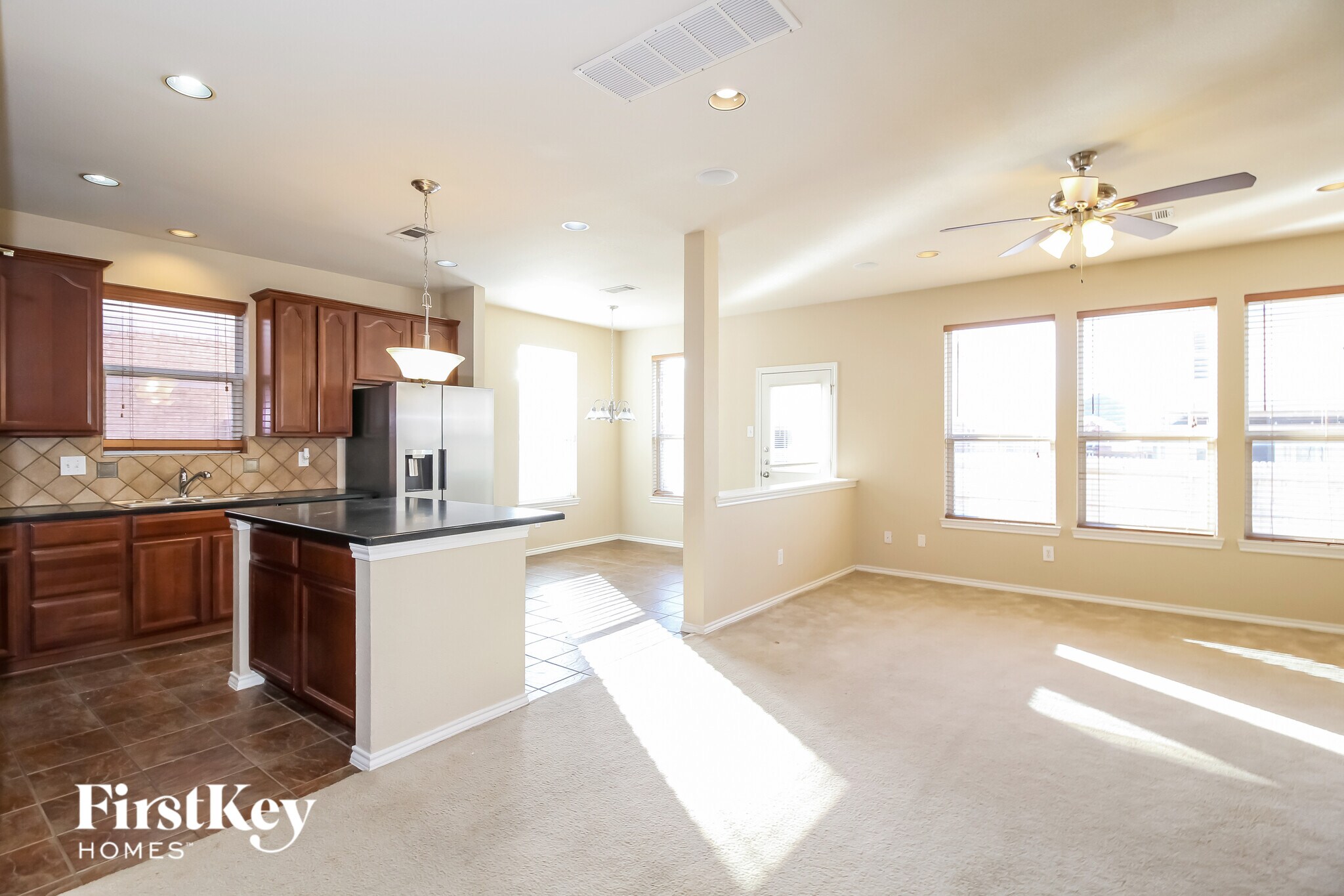 Building Photo - 4532 Fir Dr