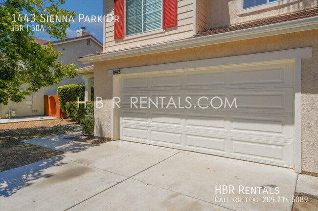 Building Photo - 1443 Sienna Park Dr