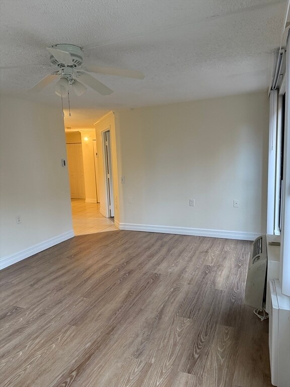 Building Photo - 112 Centre St