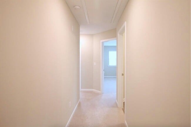 Building Photo - 6148 Lanier Harbor Lndg