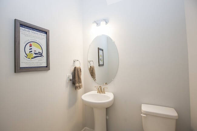 Building Photo - "Spacious 4 Bed, 2.5 Bath Rental in Vass, ...
